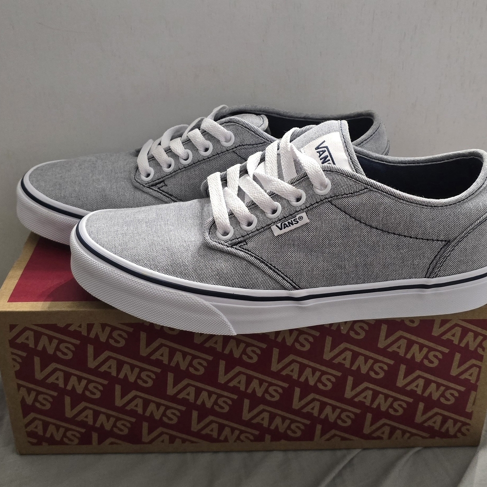 Vans Women's Gray Canvas Sneakers - Picture 2 of 9